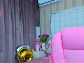 Kinkyofficee  live sex cam