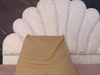 Kissme-luna  live sex cam