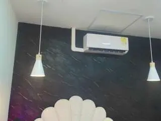 Kissme-luna  live sex cam