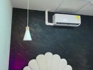 Kissme-luna  live sex cam