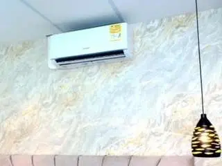 Kissme-luna  live sex cam