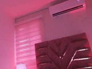 Sofia-go  live sex cam