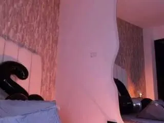 Sofia-go  live sex cam