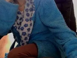 Sunny-girl18  live sex cam