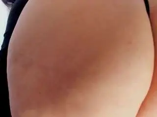 Sweetcurvy  live sex cam
