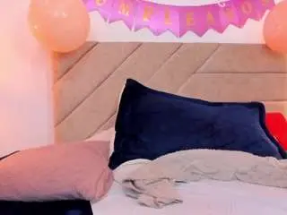Victoria-adams1  live sex cam