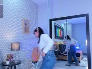 Anny-1  live sex cam