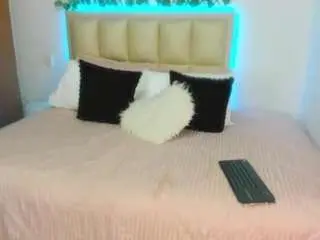 Kyleesophia1  live sex cam