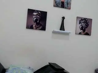 Lapicarona18  live sex cam