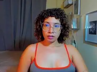 Nadiablack  live sex cam