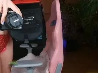 Nicolebloom  live sex cam