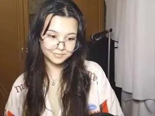 Adrianbracken  live sex cam