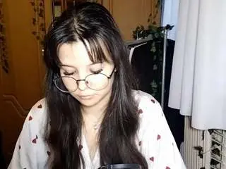Adrianbracken  live sex cam