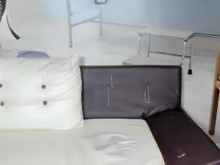 Ale-lovx  live sex cam
