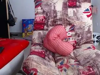 Freshlatin4you  live sex cam