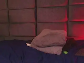 Lioyqueen  live sex cam