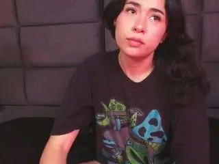 Lioyqueen  live sex cam