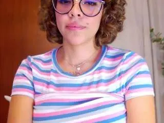 Marilynstonee  live sex cam