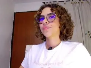 Marilynstonee  live sex cam