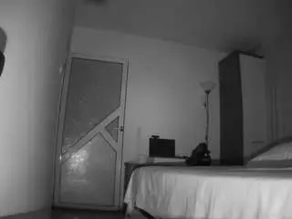 Voyeurcam-charmhellen-kitchen  live sex cam