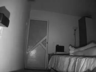 Voyeurcam-charmhellen-kitchen  live sex cam