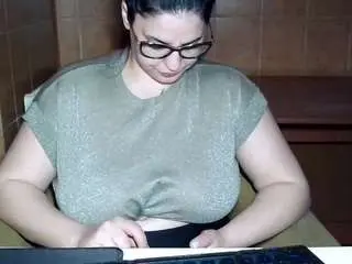 Cataleyaangel  live sex cam