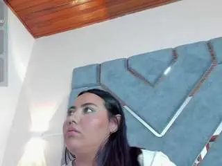 Lucciaporter  live sex cam