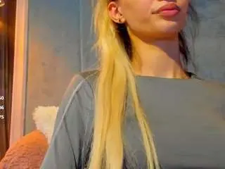 Sassyt33n  live sex cam