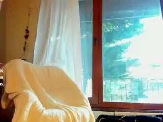 Sassyt33n  live sex cam