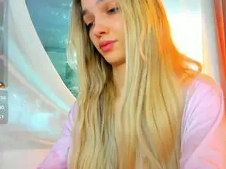 Sassyt33n  live sex cam