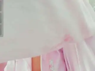 Sassyt33n  live sex cam