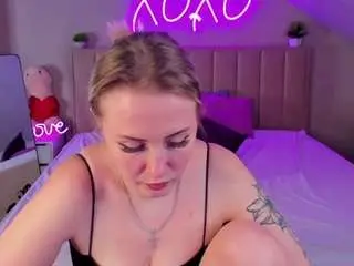 Elsa-roberts  live sex cam