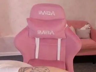 Elsa-roberts  live sex cam