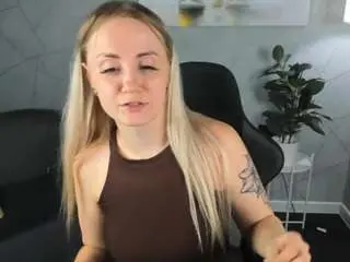 Elsa-roberts  live sex cam