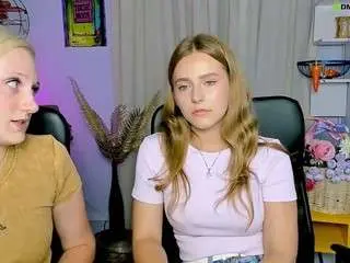 Elvira-vey  live sex cam