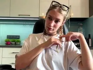 Jeannetteswarn  live sex cam