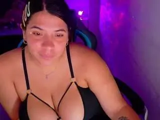 Karlathompson  live sex cam