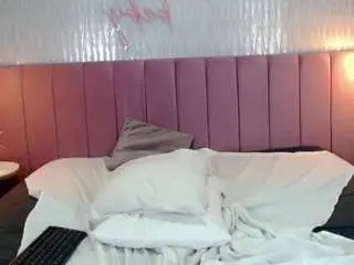 Luna-cutefx  live sex cam