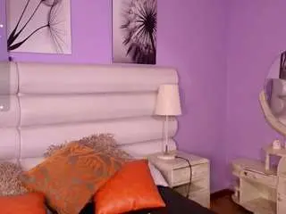 Milan-sweett  live sex cam