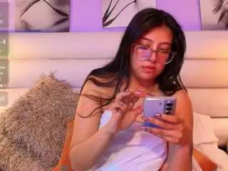 Milan-sweett  live sex cam