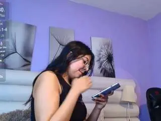 Milan-sweett  live sex cam