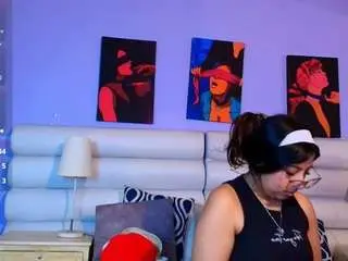 Milan-sweett  live sex cam