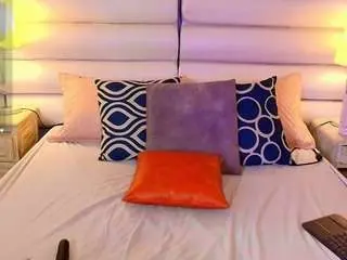 Milan-sweett  live sex cam