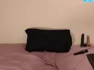 Trishaxo2  live sex cam