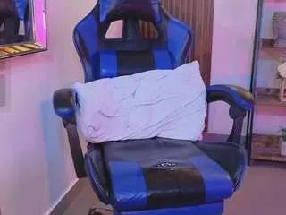 Kenya-buhle  live sex cam