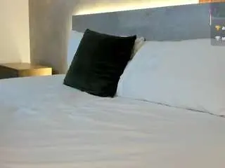 Samantha-17  live sex cam