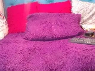 Sarawiills  live sex cam