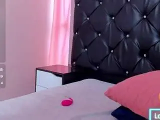 Slimsweetiwvc  live sex cam