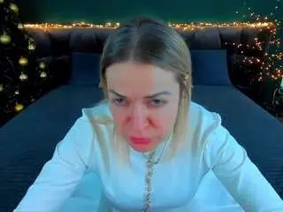 Annasnow99  live sex cam