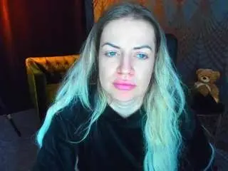 Annasnow99  live sex cam